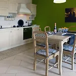 Διαμέρισμα Giglio Comer *