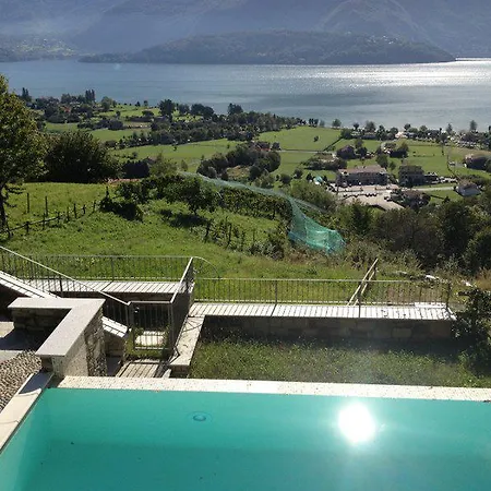 Giglio Comer Lägenhet