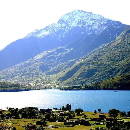 Giglio Comer Gravedona