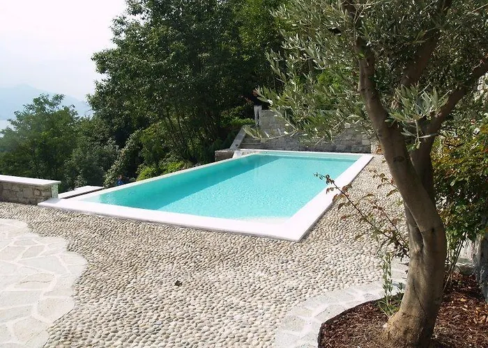 Giglio Comer Διαμέρισμα Gravedona