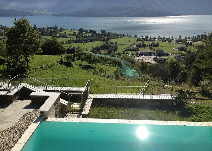 Giglio Comer Διαμέρισμα