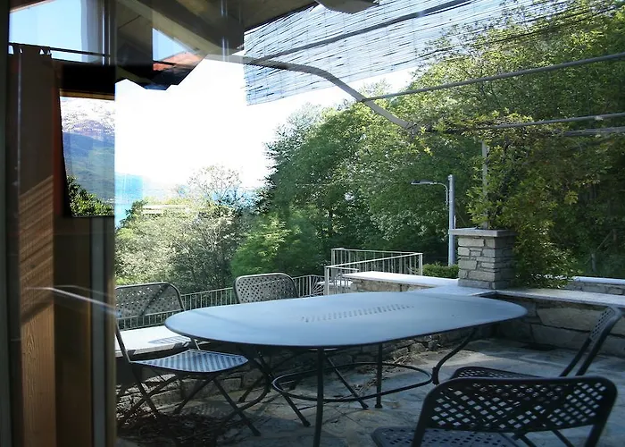 Giglio Comer Gravedona