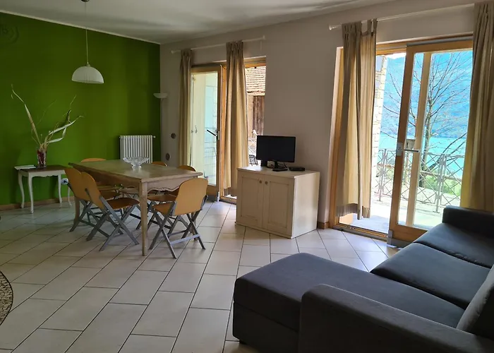 Giglio Comer 그라베도나